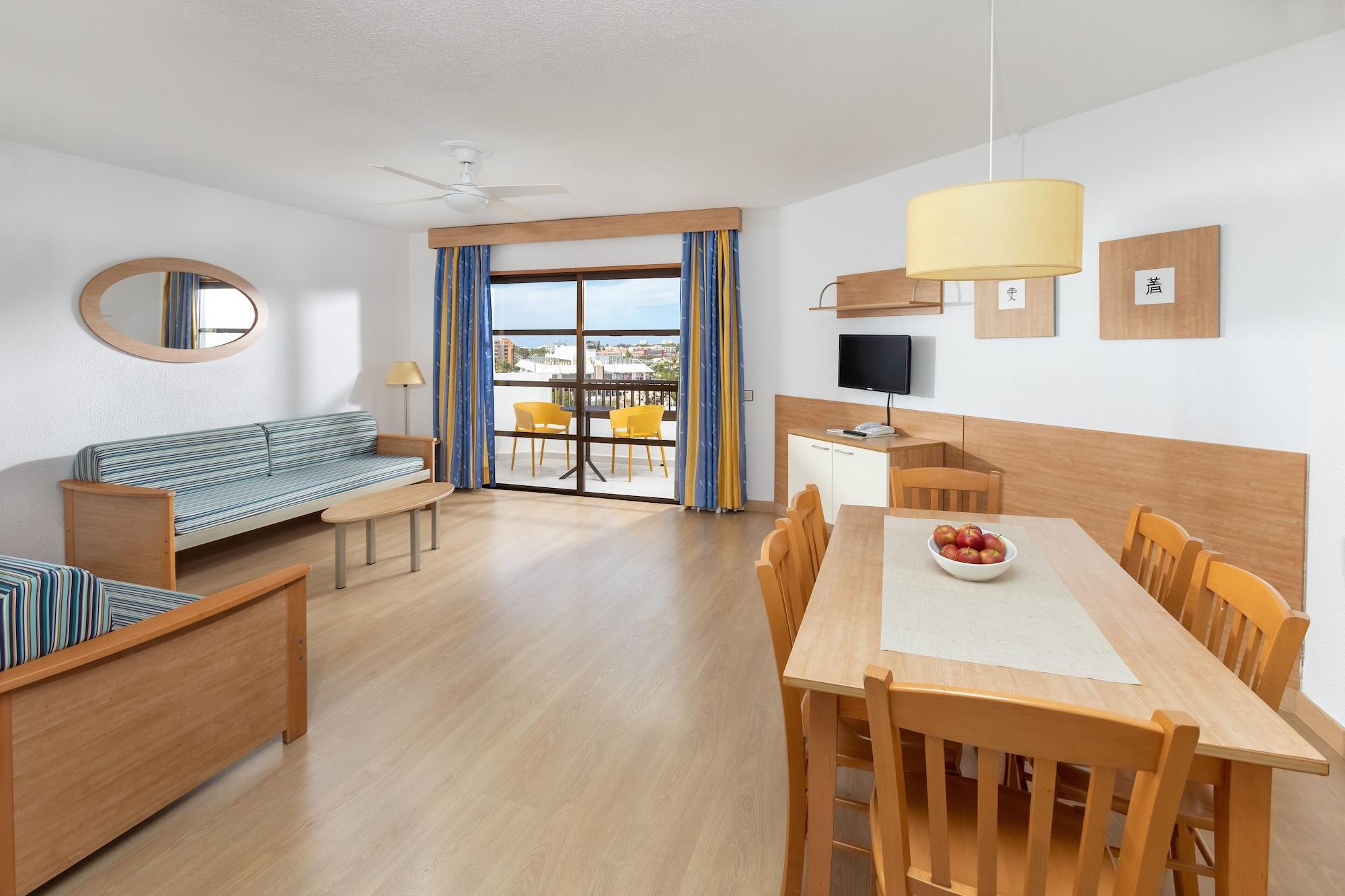 Aguamar Apartamentos, Los Cristianos Downtown Exterior photo