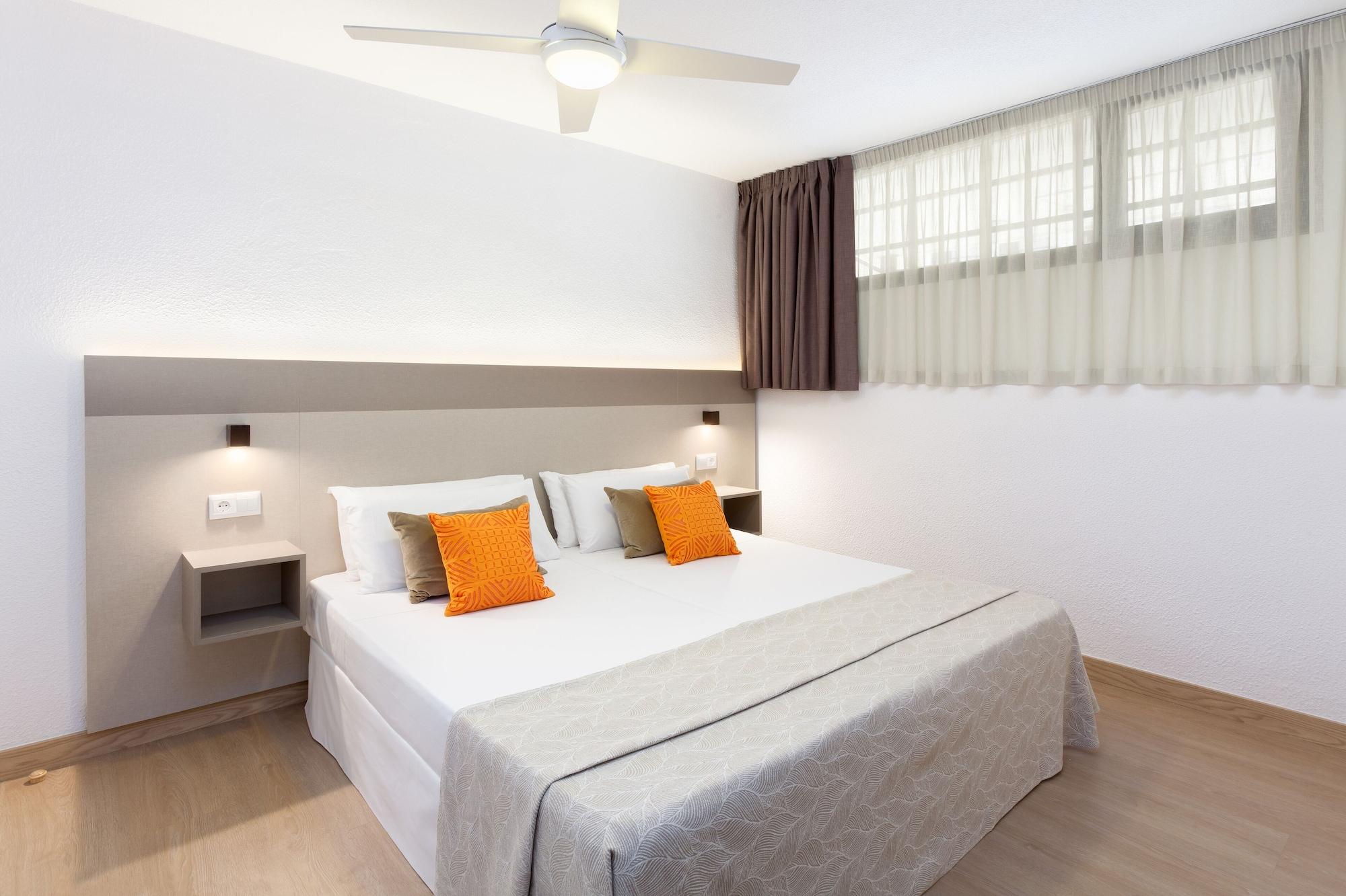 Aguamar Apartamentos, Los Cristianos Downtown Exterior photo