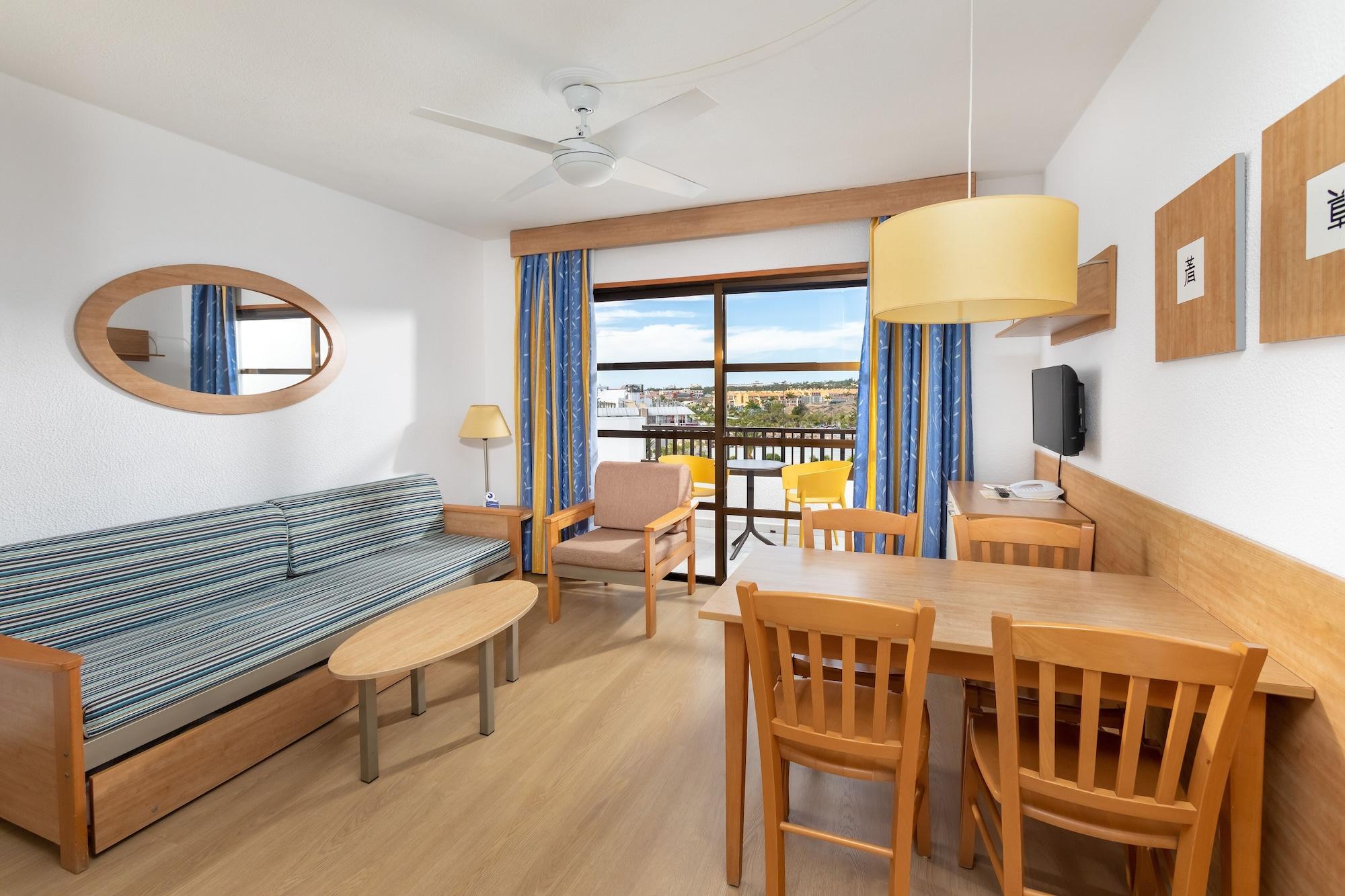 Aguamar Apartamentos, Los Cristianos Downtown Exterior photo